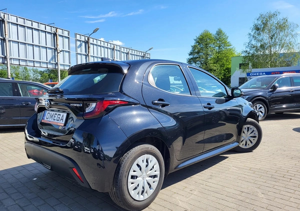 Toyota Yaris cena 76900 przebieg: 26000, rok produkcji 2021 z Dobre Miasto małe 106